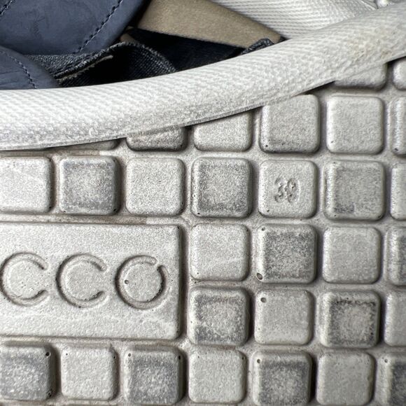 Ecco Damara Sandals Womens 39 / 8.5 Gray Leather Cross Strap Stretchy Comfort - Picture 9 of 9